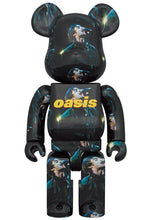 Load image into Gallery viewer, Medicom BE@RBRICK OASIS KNEBWORTH 1996 (Liam Gallagher) 100% &amp; 400% sold by Geek PH Store