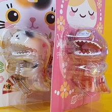 Load image into Gallery viewer, Umasou! Global Culture - Cat Maneki-Neko
