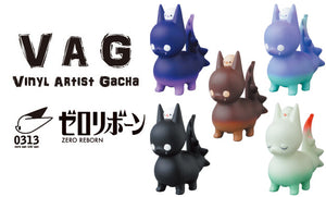 MEDICOM VAG VINYL ARTIST GACHA BOX SERIES 26  Zero Reborn by 0313 Illustration