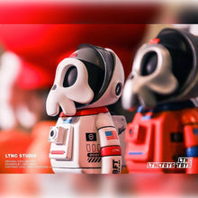 Load image into Gallery viewer, LTNC TOYS &quot;ASTRODEAD&quot; ( White Ver. or Orange Ver. ) LE 200 pieces worldwide